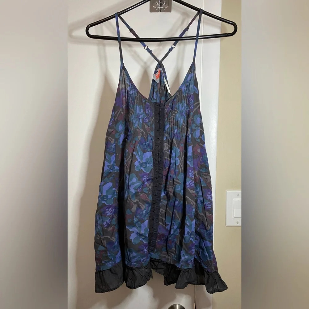 NWT Free People Oversized Racerback Swing Tank Black Multi Ruffle Hem Size Small